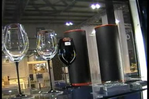 I pi&ugrave; recenti oggetti di design dedicati al vino dal Macef di Milano, salone internazionale della casa: dai bicchieri Hering Berlino soffiati a bocca, alle coppe in oro e porcellana Sieger Furstenberg, al nuovo concept artistico dei decanter Riedel